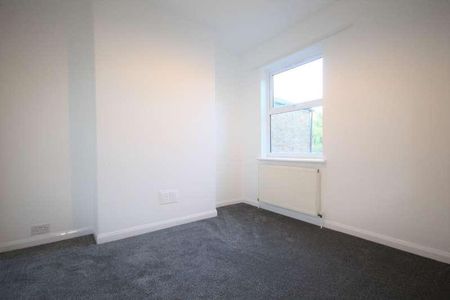 Kitchener Road, Seven Sisters, N17 - Photo 2