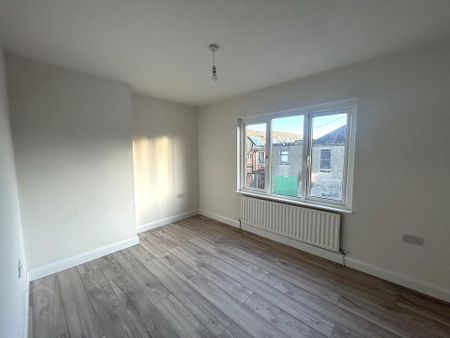 80 Isoline Street, Belfast, BT5 5GF - Photo 3