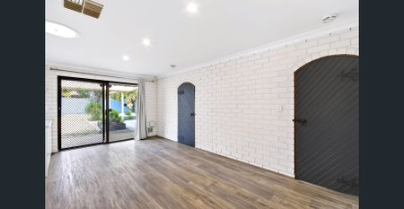 UPDATED FAMILY HOME IN QUIET CUL-DE-SAC - Photo 2