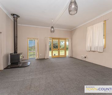 Escape to Peace & Space - Your Quiet Out-of-Town Retreat Awaits - Photo 1