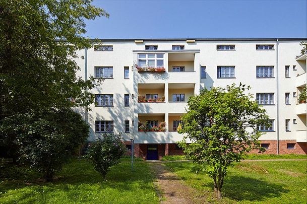 Herzlich willkomen in Ihrer neuen Wohnung! - Photo 1