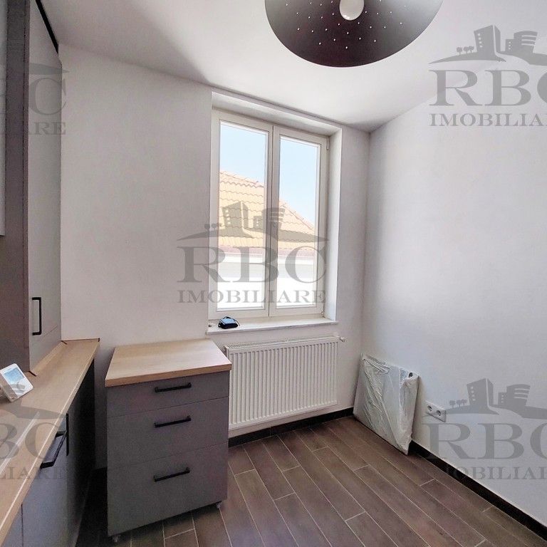 Apartament 2 camere in vila pe strada Emil Racovita - Fotografie 1