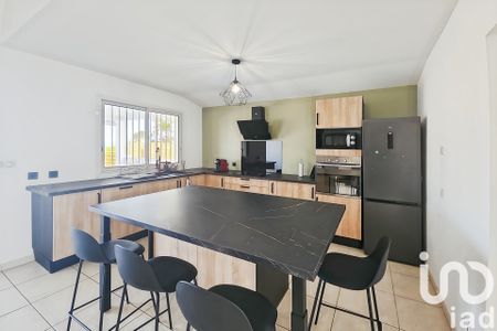 Maison 5 pièces de 145 m² à Saint-Paul (97434) - Photo 2