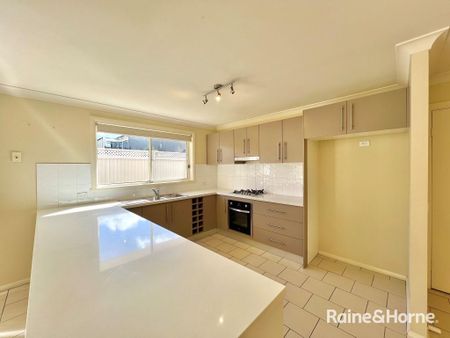 Located at Rear of Property, Very Private - Close to CBD Available 18/6/26!!! - Photo 2