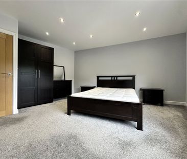 710A, King Lane, Leeds, West Yorkshire, LS17 7AW - Photo 4