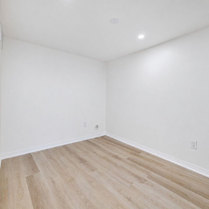 For Lease - 183 William Duncan Road Unit# 1, Toronto, Ontario - Photo 1