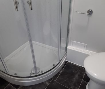 1 bed Apartment - To Let - Photo 3