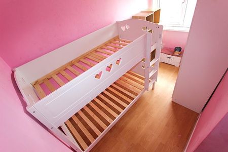 3 bedroom semi-detached house to rent - Photo 5