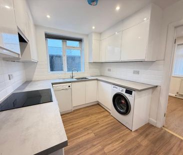 2 bedroom maisonette to rent - Photo 3