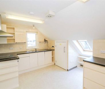 2 bedroom penthouse to rent - Photo 5