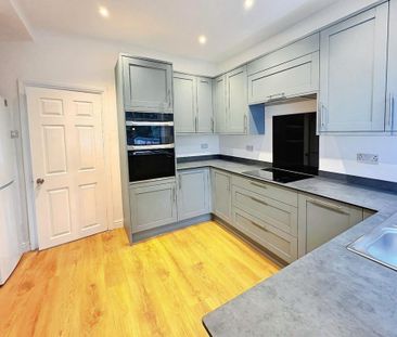 2 bedroom end of terrace house to rent - Photo 5