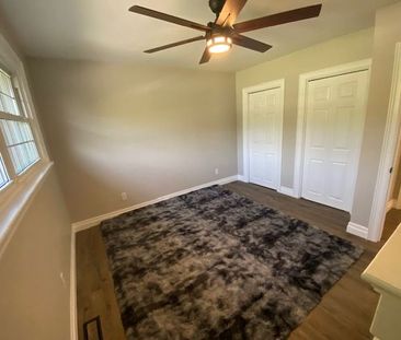 For Lease - 1207 Bayfield Street Unit# MAIN, Springwater, Ontario - Photo 3