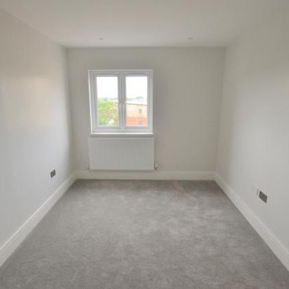 Flat 61 Eastgate House, 122 Thorpe Road, NR1 1FE - Photo 1