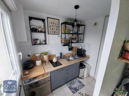 Location Appartement 2 pièces 48m² HENIN BEAUMONT 62110 - Photo 4