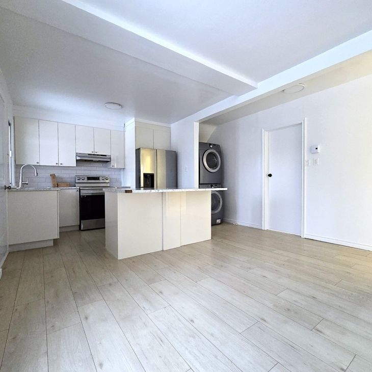 1050 Rue Cardinal, H4L 3E6, H4L 3E6, Montréal - Photo 1