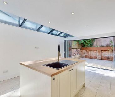 4 bedroom house to rent - Photo 2