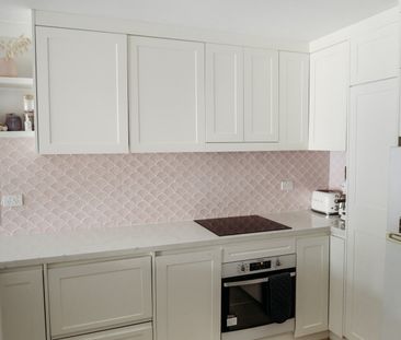 Sylvania Waters - Photo 4