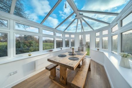 3 bedroom detached house to rent - Photo 3