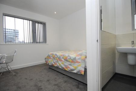 5 bedroom house to rent - Photo 3