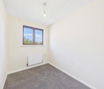 3 bedroom mews to rent - Photo 2