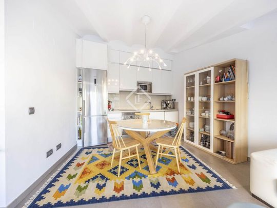 1 bedroom luxury penthouse for rent in Valencia, Spain - Photo 1