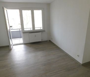 Wohnung mit Duschbad und Balkon ! - Photo 1