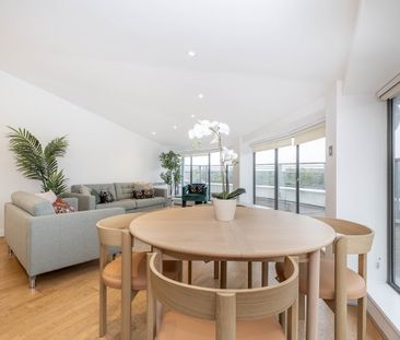 3 bedroom penthouse to rent - Photo 5