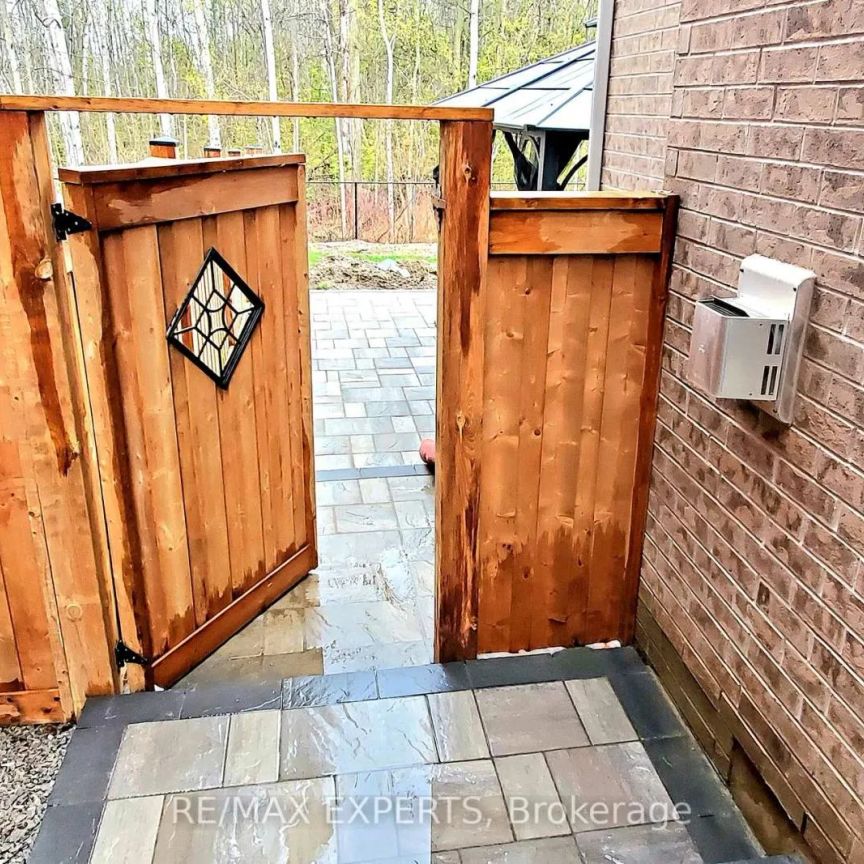 1693 EMBERTON WAY - Photo 1