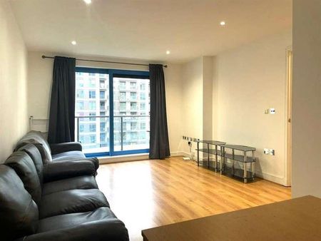 Westgate Apartments, Western Gateway, E16 - Photo 3