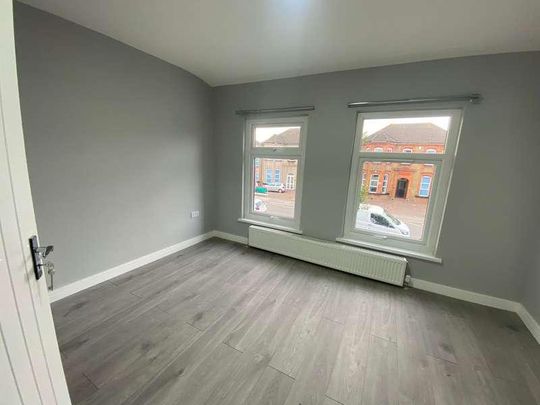 Eastwood Road Ilford, IG3 - Photo 1