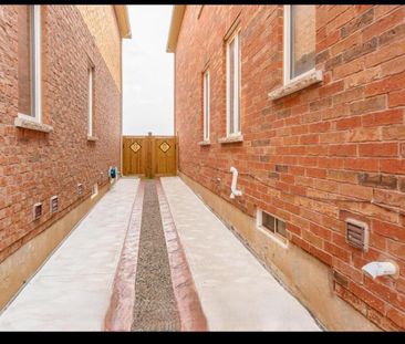 For Lease - 617 Mockridge Terrace, Milton, Ontario - Photo 3