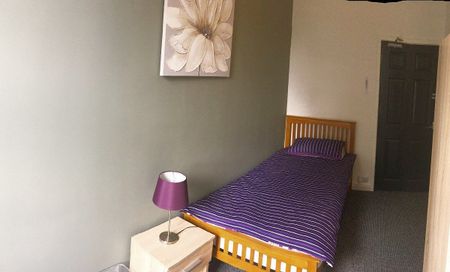 39 Monks Road, Lincoln, Lincolnshire, LN2 5HN - Photo 4