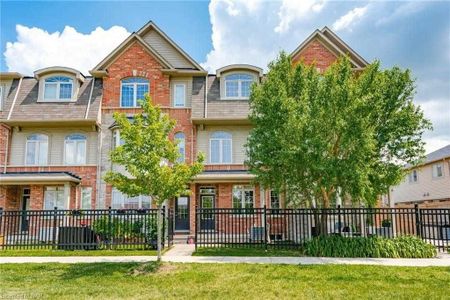For Lease - 541 Winston Road Unit# 79, Grimsby, Ontario - Photo 2