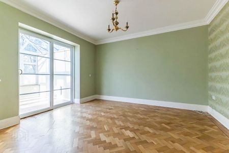 5 Royal Park Avenue, Hillsborough, BT26 6SL - Photo 3