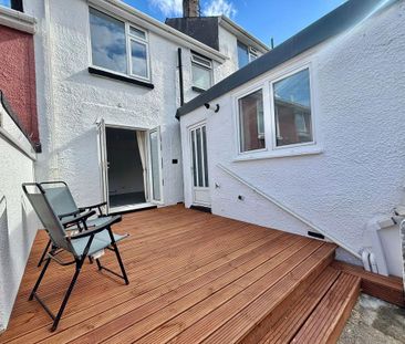 3 bedroom terraced house to rent - Photo 1