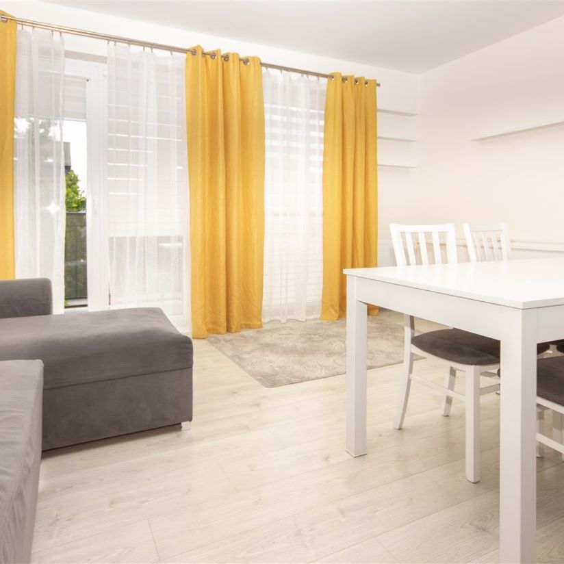 Mieszkanie 2 pokojowe Gen.Maczka , balkon,winda - Photo 1