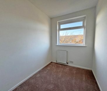 Dryclough Walk, Royton - Photo 6