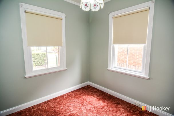 CENTRALLY LOCATED FAMILY HOME - Photo 1