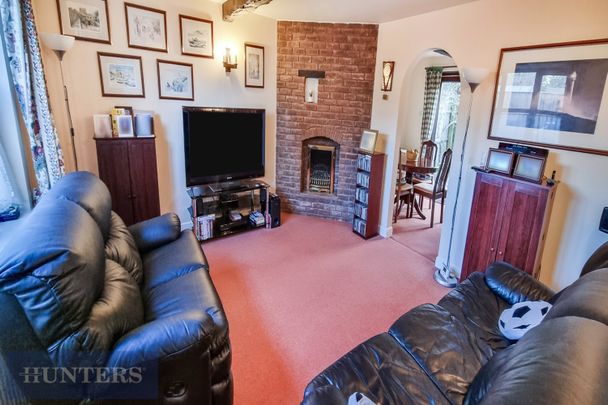 3 bedroom House To Let Total Size: 926 SQ FT - Photo 1