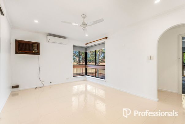 Spacious 3-Bedroom Home Opposite Park - Photo 1