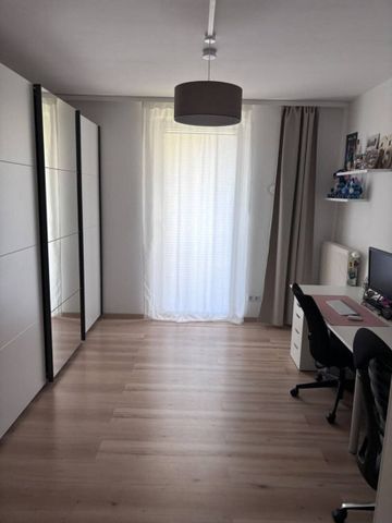 Einziehen und wohlfühlen – 3-Zimmer-Wohnung mit praktischer Ausstattung - Photo 2