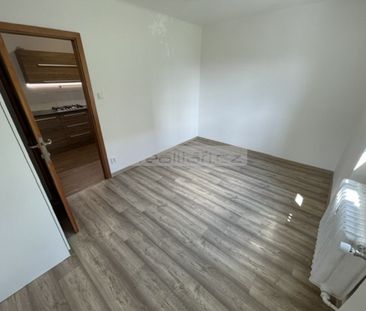 Pronájem bytu 3+1 70 m², Nepomucká 168, Plzeň - Photo 2