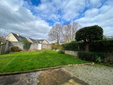 A Louer – Libre Immediatement – Maison de 120m² avec 4 chambres, un Jardin clos à Quimper ! - Photo 4