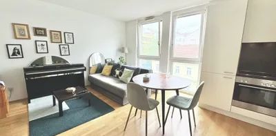 TOPLAGE | HELLE 2 ZIMMER | OPTIMALE RAUMAUFTEILUNG | U-BAHN-NÄHE - Foto 2