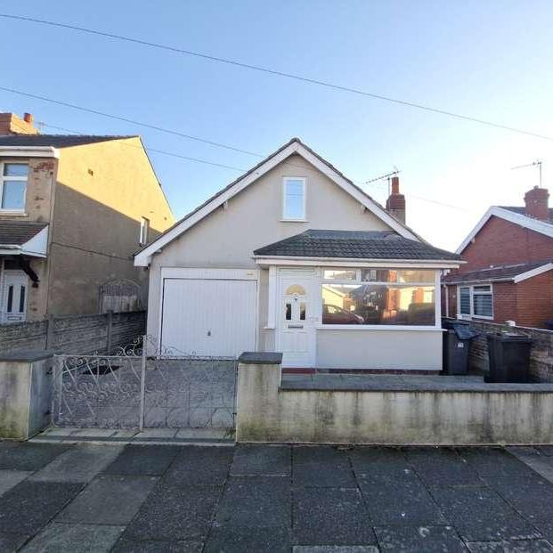 Harcourt Road, Blackpool, FY4 - Photo 1