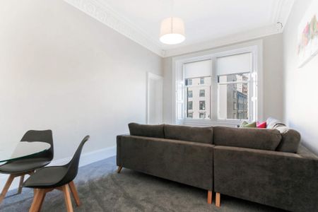 3 bedroom apartment to rent - Photo 3