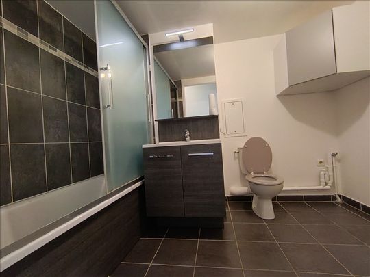 2 pièces - 44,55 m² - 3ème étage - Colocation non autorisée - Photo 1