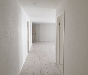 Grand appartement de 2 pièces au centre de Boudry avec ascenseur - Photo 1