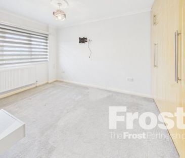 Parlaunt Road, Slough, Berkshire,SL3 - Photo 4