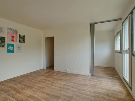 Location Appartement 1 pièces 34 m2 à Plaisir - Photo 4